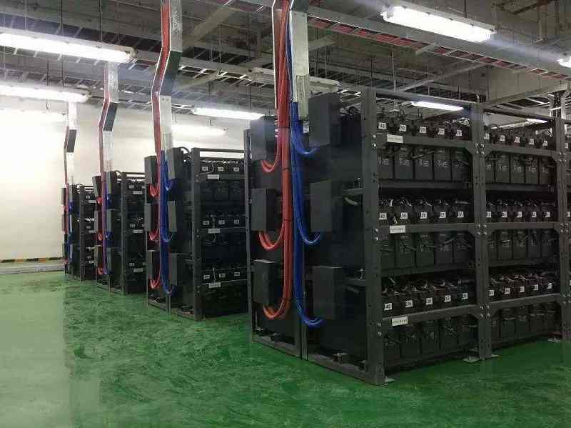 UPS電源出租，保障學(xué)校與醫(yī)院不間斷電力的關(guān)鍵解決方案